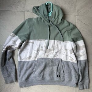 Women’s Under Armour size Large hoodie